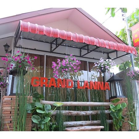 Grand Lanna Hotel Chiang Mai Esterno foto